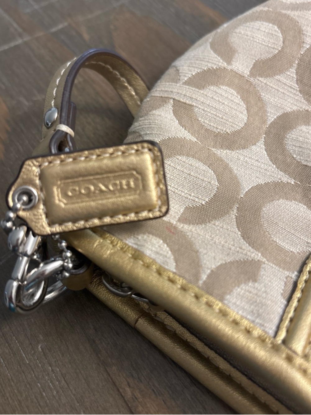 Coach Beige Signature Jacquard Wristlet with Gold Trim #vintage - Picture 12 of 12